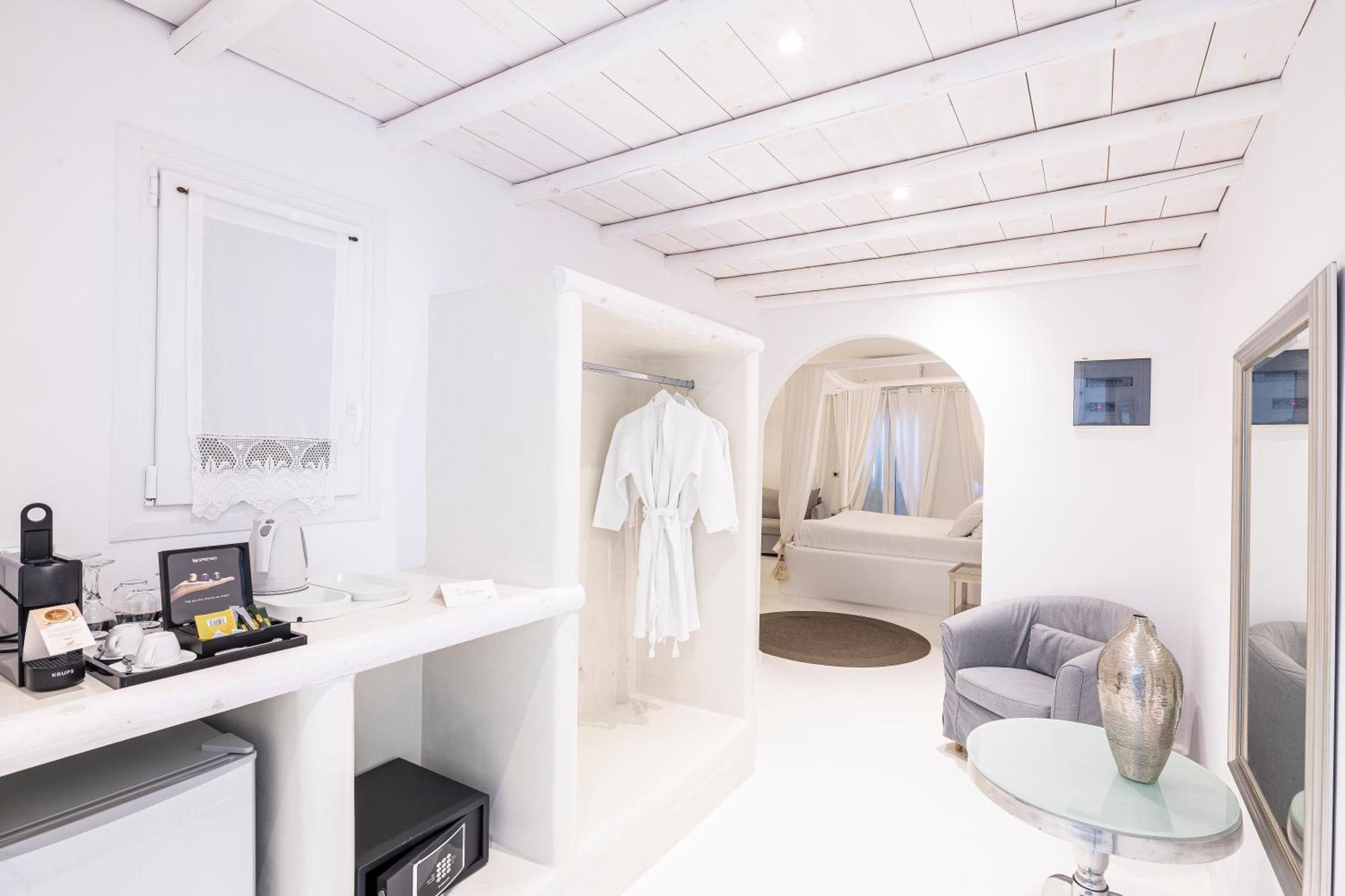 Paros Palace Szoba fotó